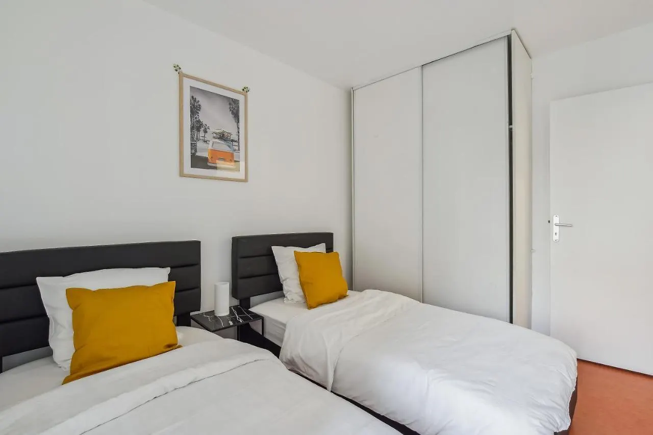 Chic And Spacious Apartment With Balcony Ivry-sur-Seine France